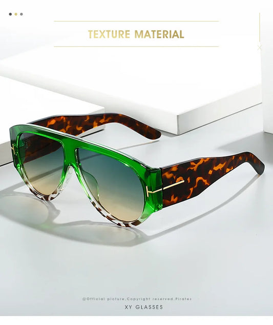 Fashion pilot sunglasses for women with large green frame and tortoiseshell arms, UV400 protection